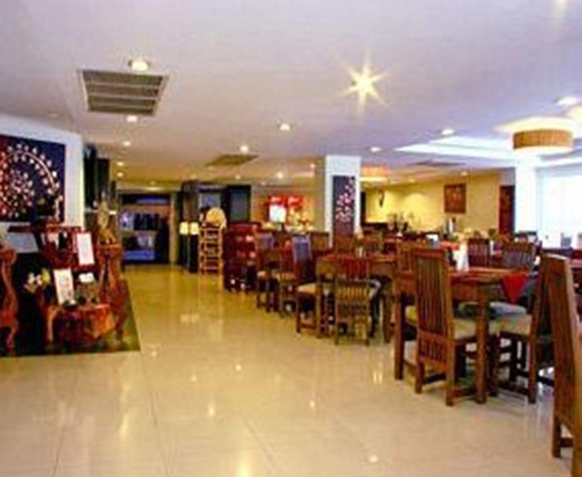 Tanawit Hotel & Spa Hua Hin Esterno foto